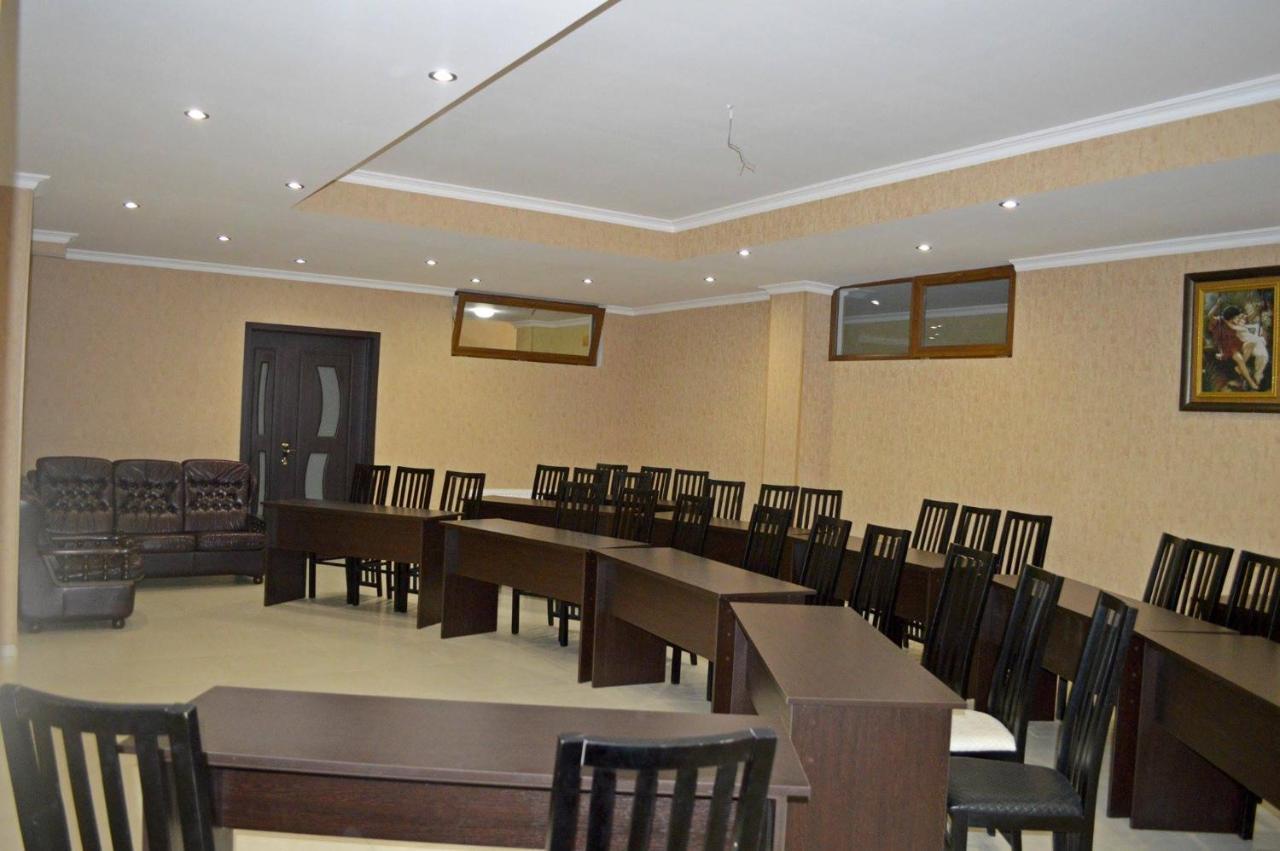 Hotel Grand Palace Akhaltsikhe  Ngoại thất bức ảnh