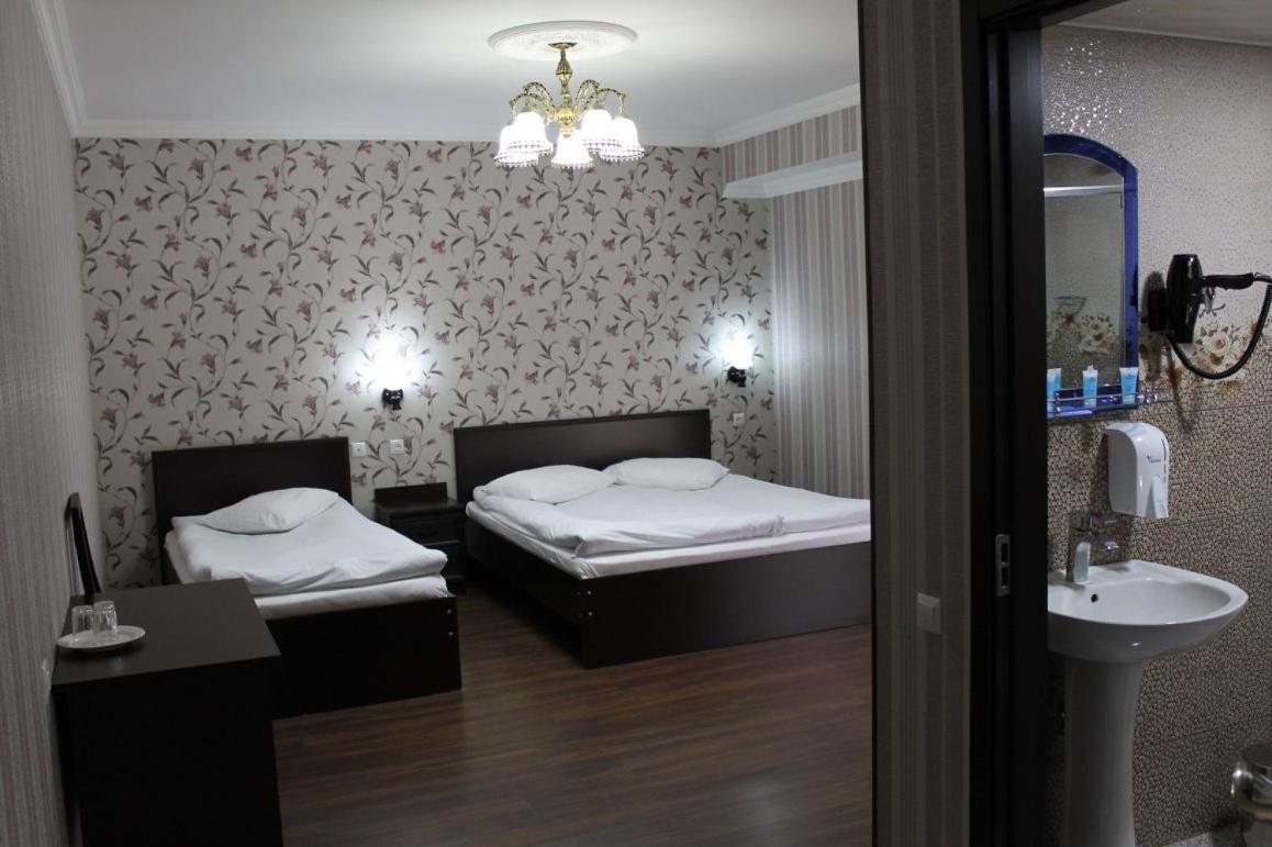 Hotel Grand Palace Akhaltsikhe  Ngoại thất bức ảnh